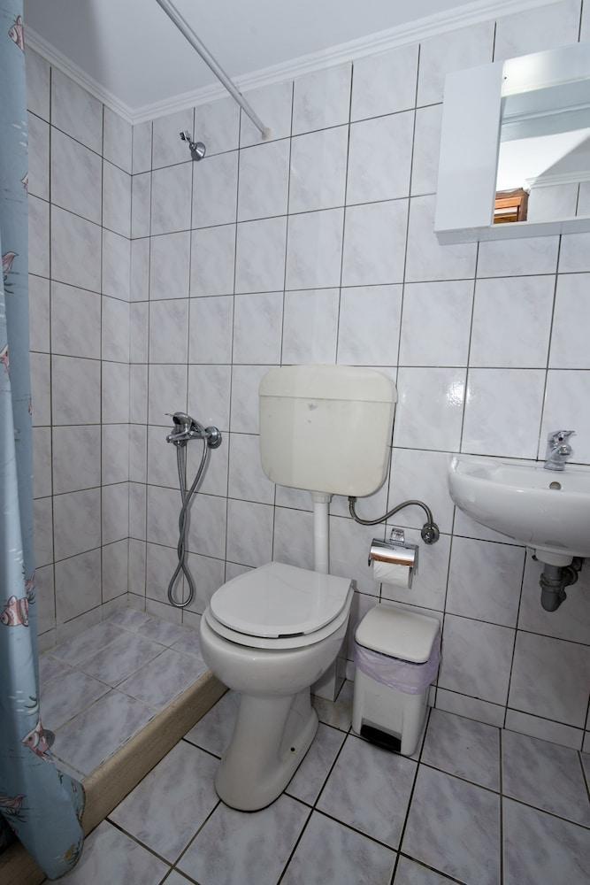 Agnantio Guest house
