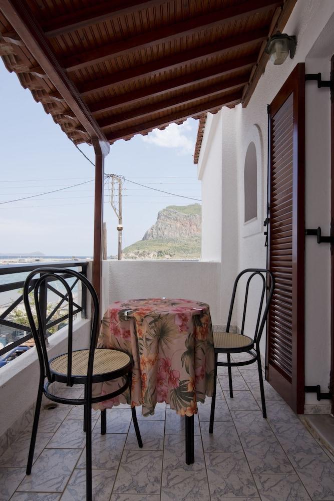 Agnantio Monemvasia